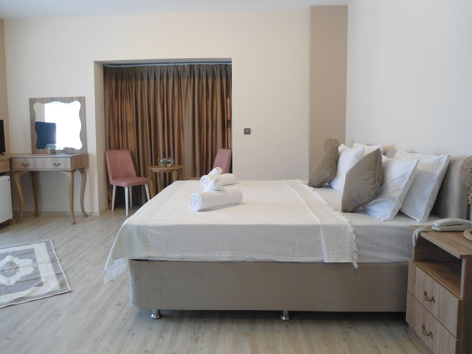 F&G Butik Hotel Alacati Exterior foto